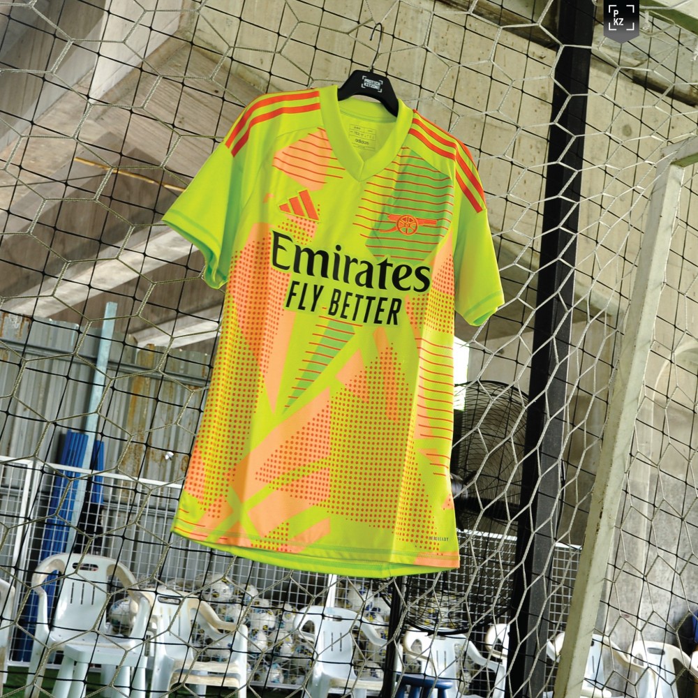 Arsenal 2024/25 Yellow Goalkeeper Shirt